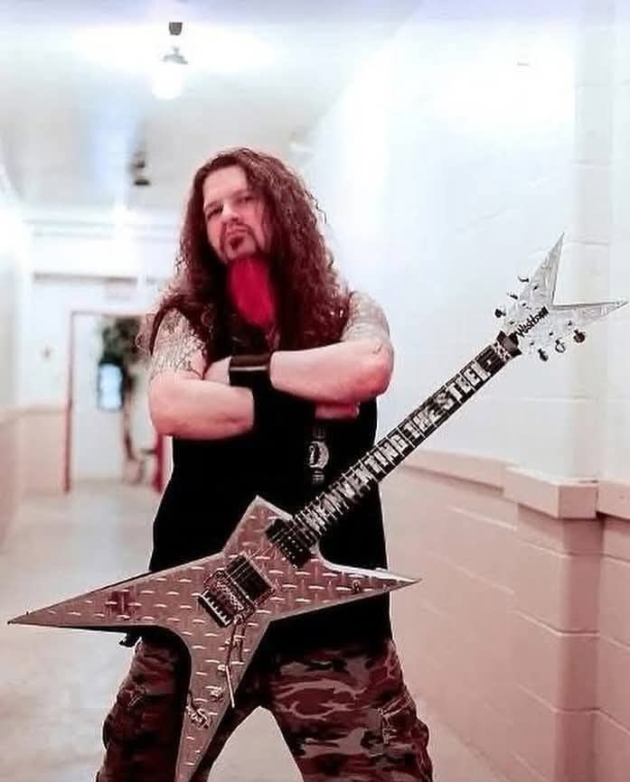 Metalmike3's tweet photo. Dimebag Darrell https://t.co/qGFUrgkppZ