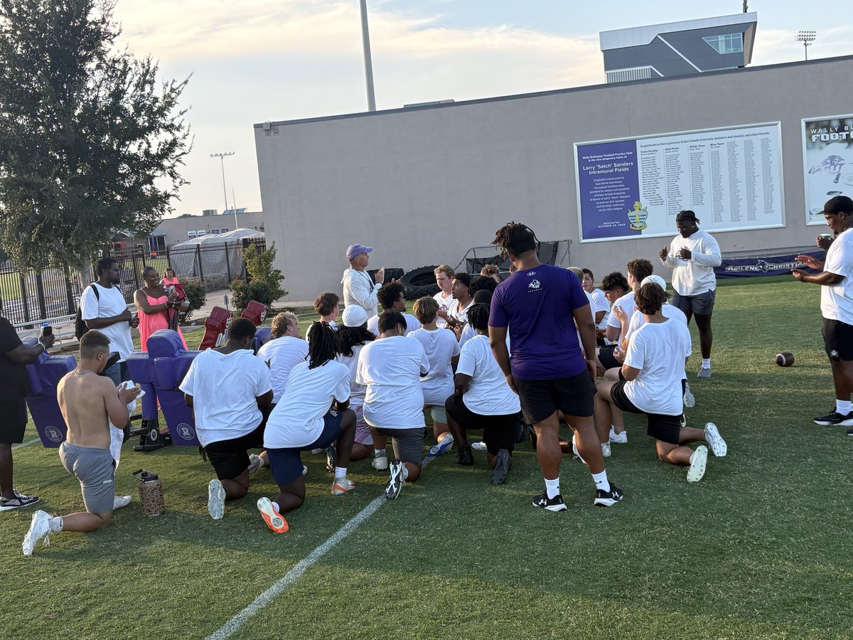 KoleJuarez87's tweet photo. ACU was FIRE 🔥🔥🔥 https://t.co/gQizx0uvnU