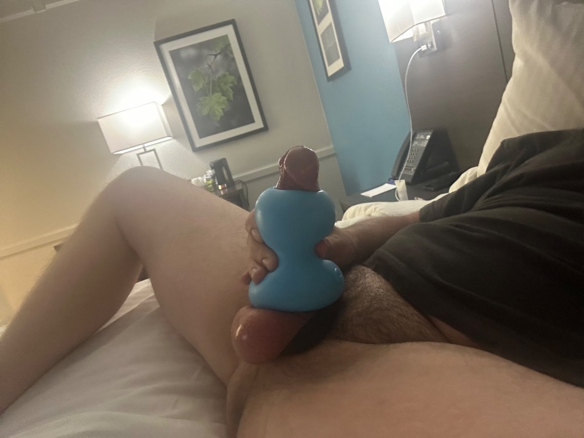Gooner9712's tweet photo. I’m addicted to gooning in public I love it so much!  🤤🤤😈 

#gooner #public #publicmasturbation #risky #caught #cock #exhibitionist #itfeelssogood #masturbate https://t.co/WvAauxnQzL