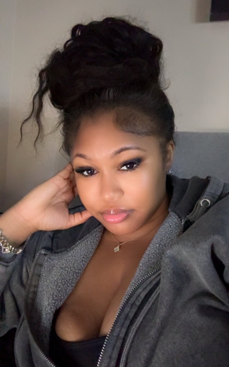 cocochantele's tweet photo. homebody until further notice 😙 https://t.co/6Q2ETYQOhw