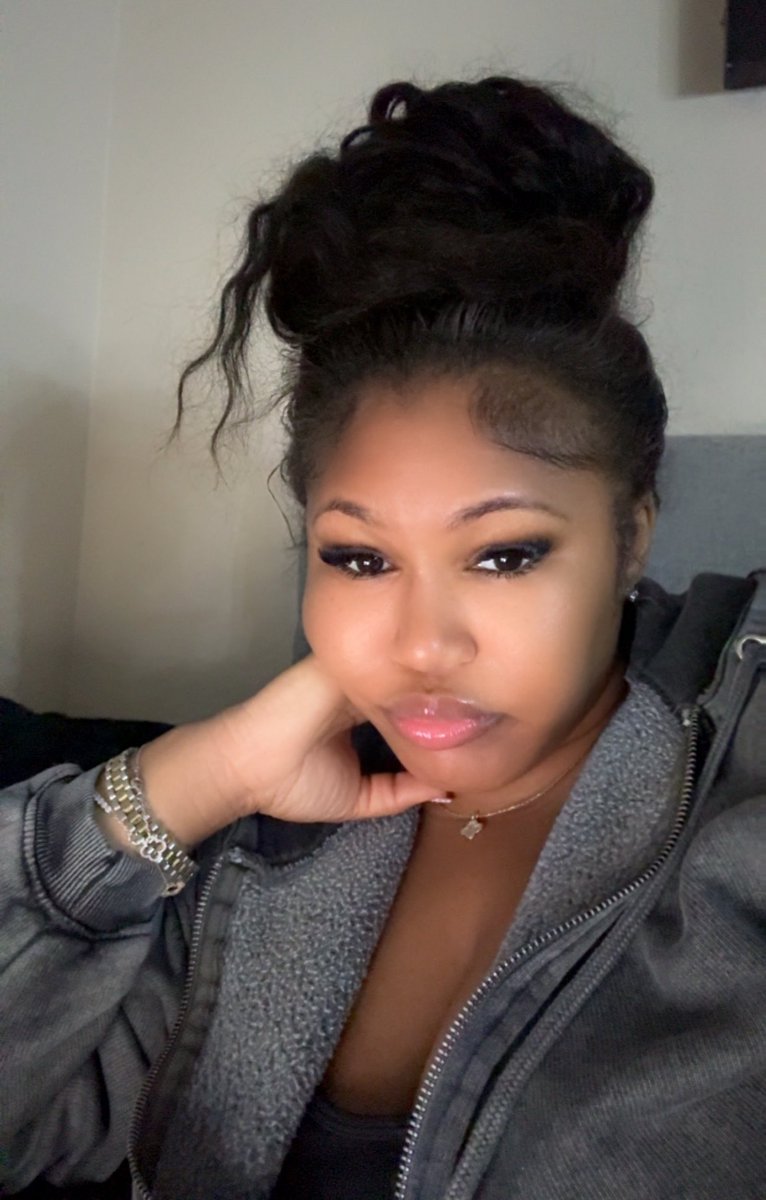 cocochantele's tweet photo. homebody until further notice 😙 https://t.co/6Q2ETYQOhw