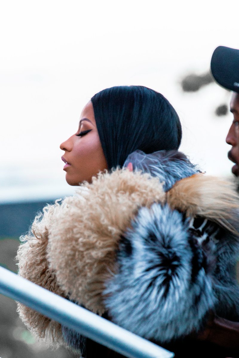 MinajTrans's tweet photo. 4K — Nicki Minaj at the 'Meadows Music &amp; Arts Festival'. https://t.co/Ieex8a4PW7