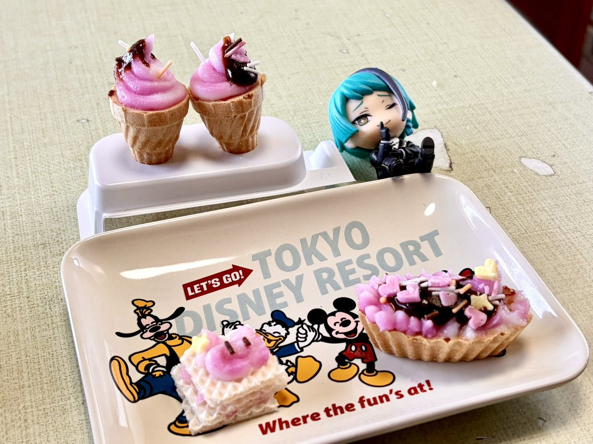 ugr_sr's tweet photo. めちゃくちゃ久しぶりに作ったら超楽しかった〜！！✨⸜(* ॑꒳ ॑* )⸝✨

目を離した隙に容器ごと食べた🐬 https://t.co/TjvvBGrkpT