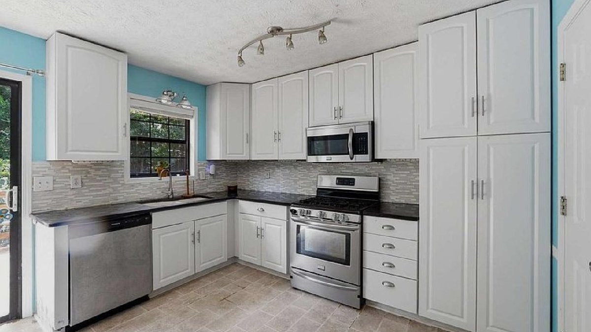 JollyGoodResult's tweet photo. 5548 Elderberry Ln, Flowery Branch, GA. 3BR/3BA move-in ready home for $330k! Reach out today for your private tour. 🏡✨ https://t.co/tM0YNyWT75