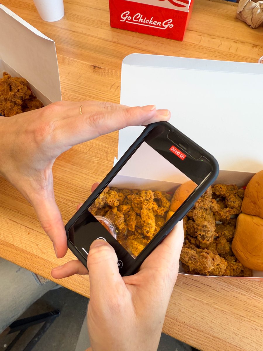 Go_Chicken_Go tweet picture