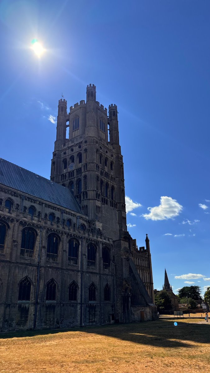 escaleteric's tweet photo. Day trip to Ely! 🧡 https://t.co/nl7M2Wwtv9