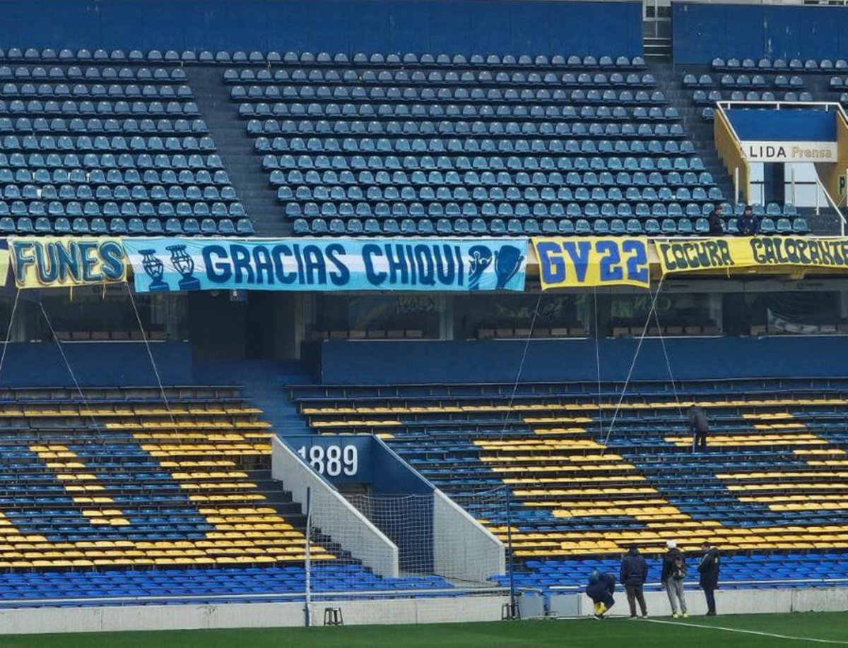 AldoAcade's tweet photo. Equipito de mierda https://t.co/ddYhl6abX6