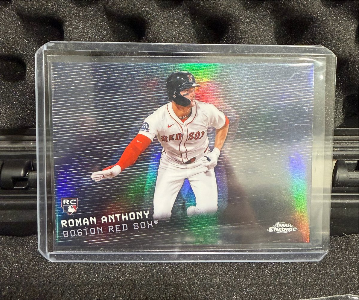 FirstDueCards's tweet photo. $200 shipped OBO
OPEN TO TRADES FOR 1 CARD IN RETURN https://t.co/EZTG1abrAR