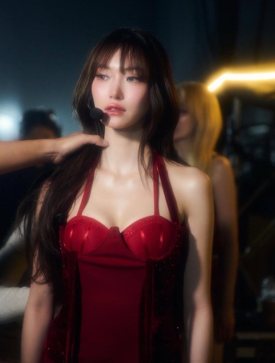 bubblepinkw's tweet photo. ตั้งแต่ I เจอ YU นะ I มองคนบนโลกนี้สวยน้อยลง จริงๆ คือแบบว่า YU เป็น Standard ใหม่ในชีวิต I https://t.co/KGEuR9ipmU