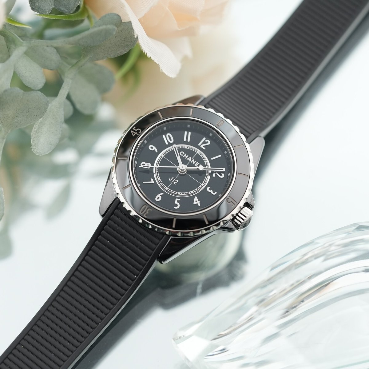 briller_gmt's tweet photo. 夏の装いにモードなアクセント。
CHANELのJ12。
▼腕時計を見る
🔗https://t.co/6rQk9qhtXN

60回まで無金利のショッピングクレジットなら、毎月のお支払いが抑えられます。
#シャネル https://t.co/8F1N59Bs0r