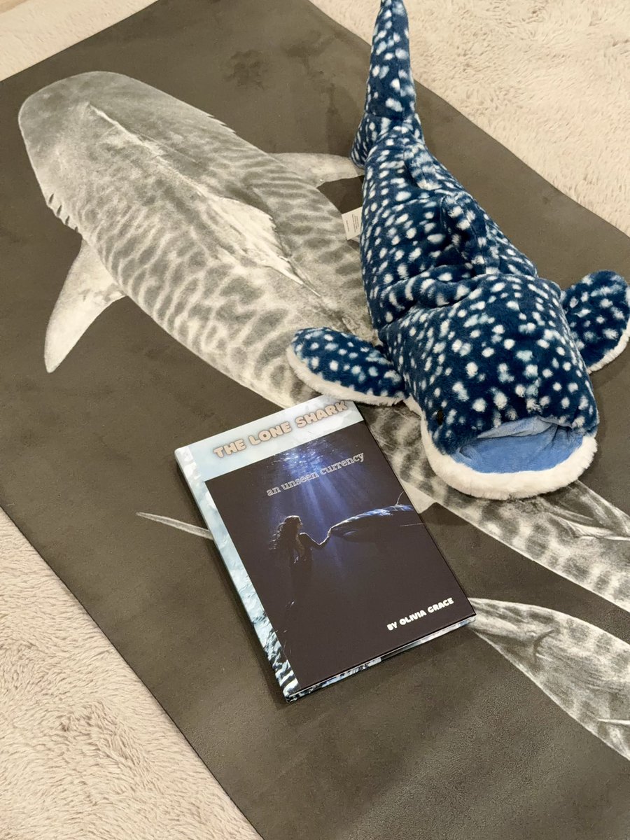 LIValittleeee's tweet photo. morning matcha situation #sharkweek edition 🦈🐋🍵 
honoring the electric nervous system of the deep from my own healing bubble 

The Lone Shark is a dedication to these apex protectors&amp;the mission of ocean conservation inspired by @OceanRamsey 

#TheLoneShark #SharkConservation https://t.co/tgBzn3LbVs