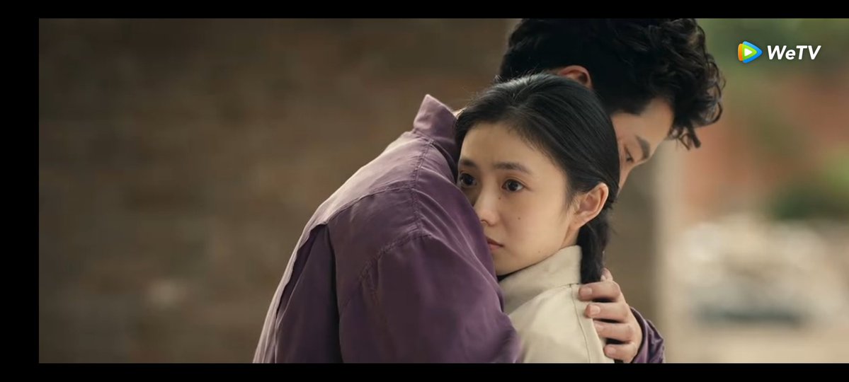 yiboadmirer's tweet photo. simpul hatinya makin ruwet soalnya xiaoxiao liat qin'e di peluk pria lain😭 https://t.co/VDaRW3Rb4z