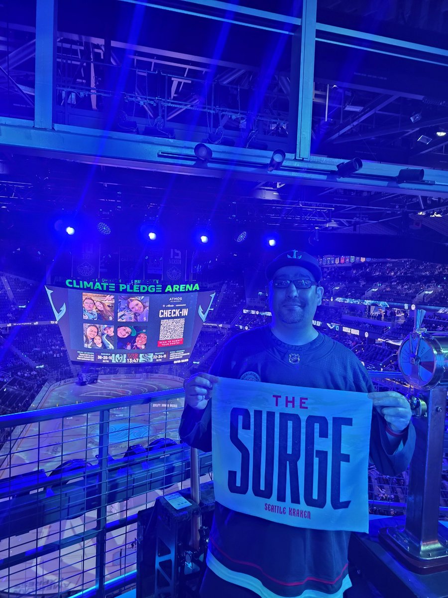 Reg_801's tweet photo. @BTWSEA I was picked to do the pre game surge last season for the Vegas game was pretty epic. https://t.co/F3wHV2WocF