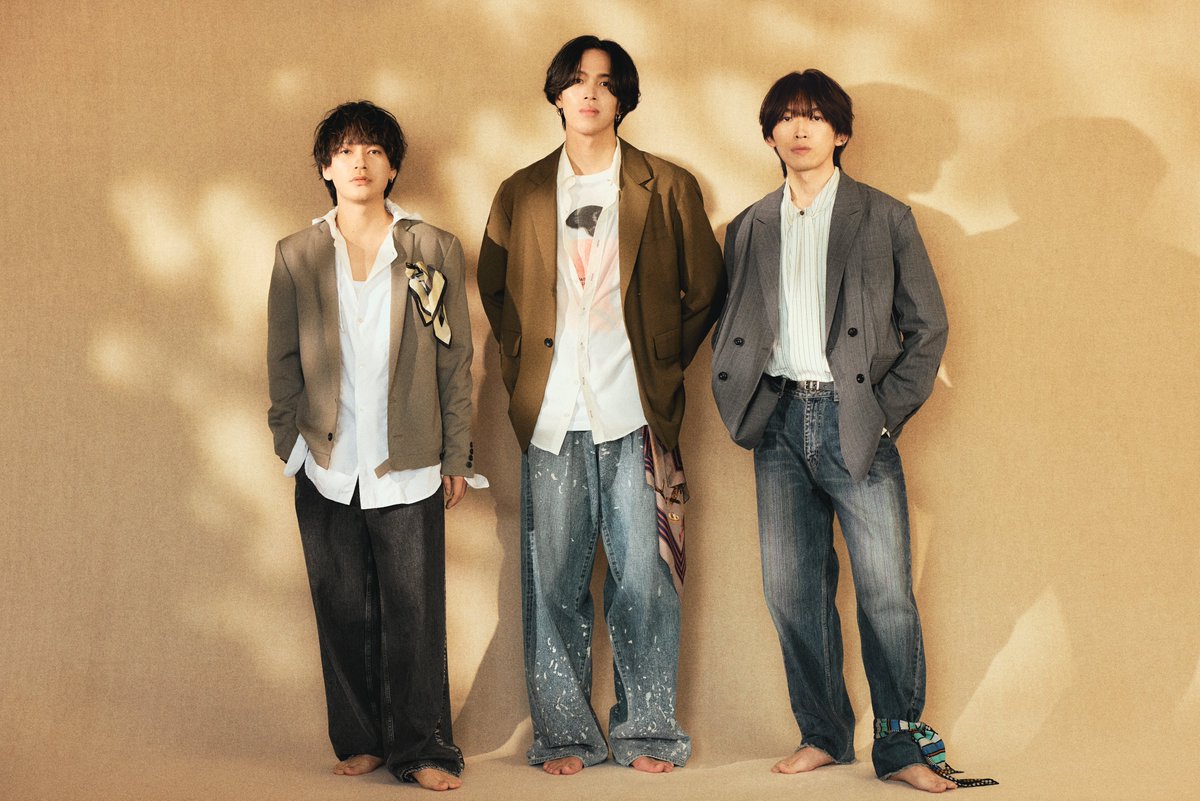 MusicChannel_J's tweet photo. 3ピースロックバンドYUTORI-SEDAI、「YU’S」(ユーズ)へ改名を発表!8月19日にデジタルEPをリリース!東名阪対バンツアーの開催も決定!
■Digital EP「YU’S」
8月19日配信リリース
https://t.co/0iB0fNg1Db
公式HP:https://t.co/ShKfrdSU0D
@yutorisedai3man
#YUS #YUTORISEDAI
#JRock #Jpop #MCJ https://t.co/1TGPfbIfg1