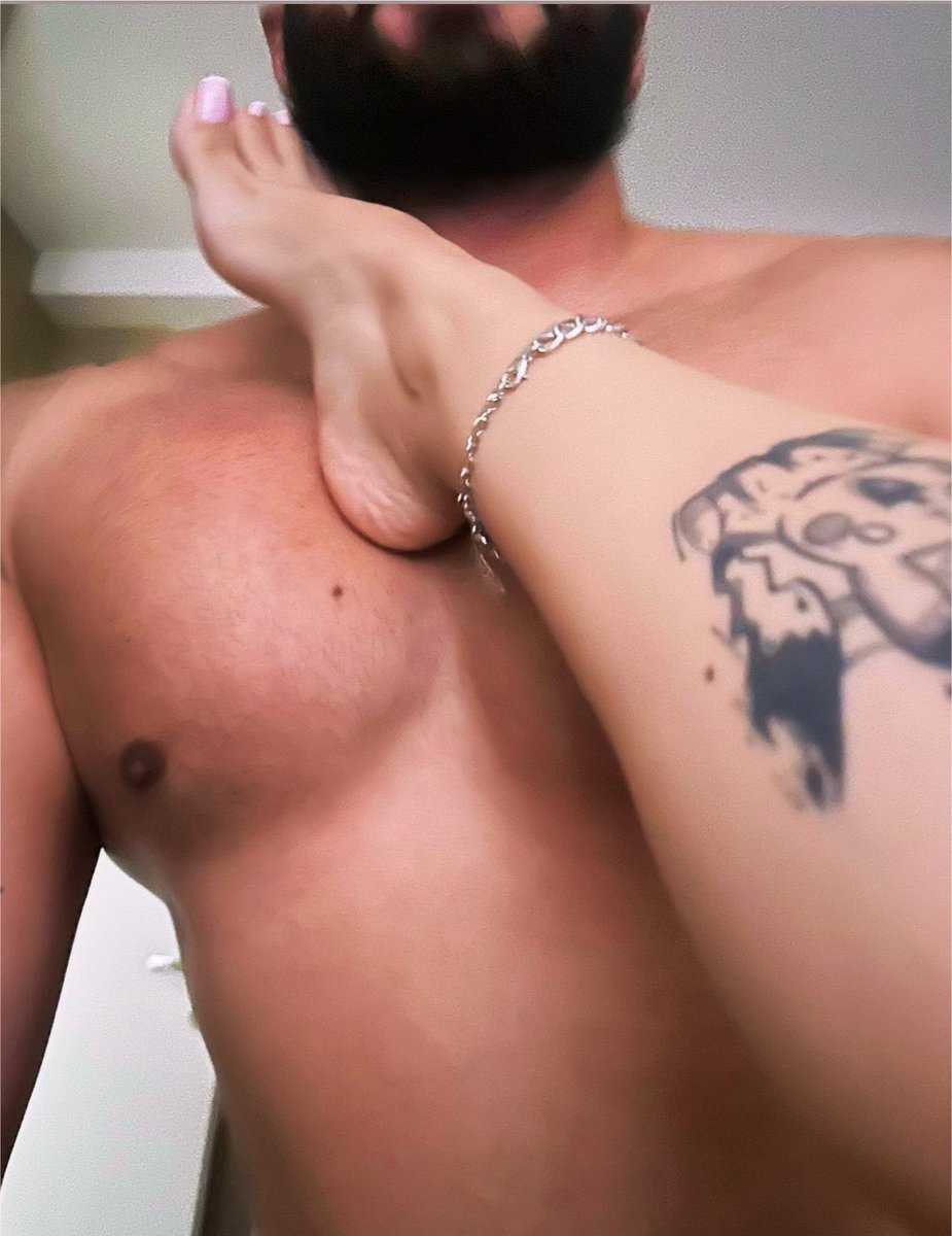 cwbarbudo's tweet photo. Visitinha da @ababbi00 😏🔥🔞

#pauzão #feet #cwb #putaria #PINTOSAWARDSㅤㅤ https://t.co/Wn2SJpwkEw