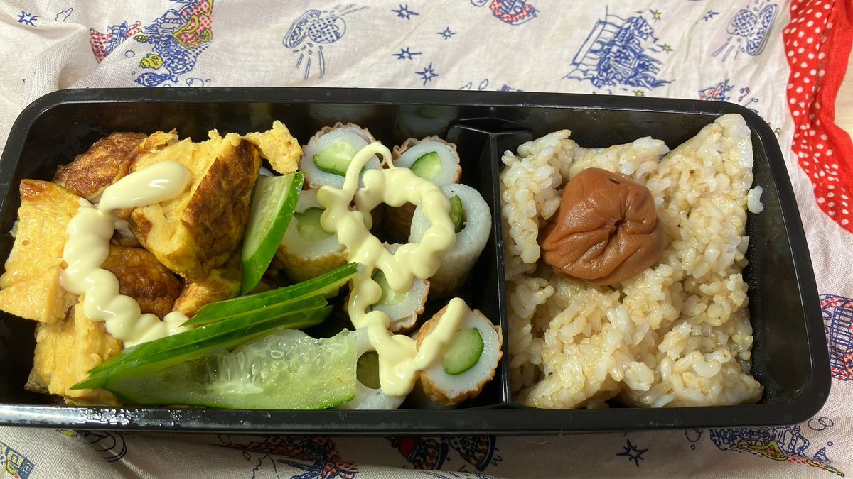 yasutsuka's tweet photo. おはようございます
昨日と今日のお弁当
今週末関西に帰るので残り物シリーズです　イロドリが無くってアレですが自分にとって美味しいんで笑
#おっさん弁当
#X家庭料理部 
#Twitter家庭料理部 
#お腹ペコリン部 https://t.co/l9B1mF15xG