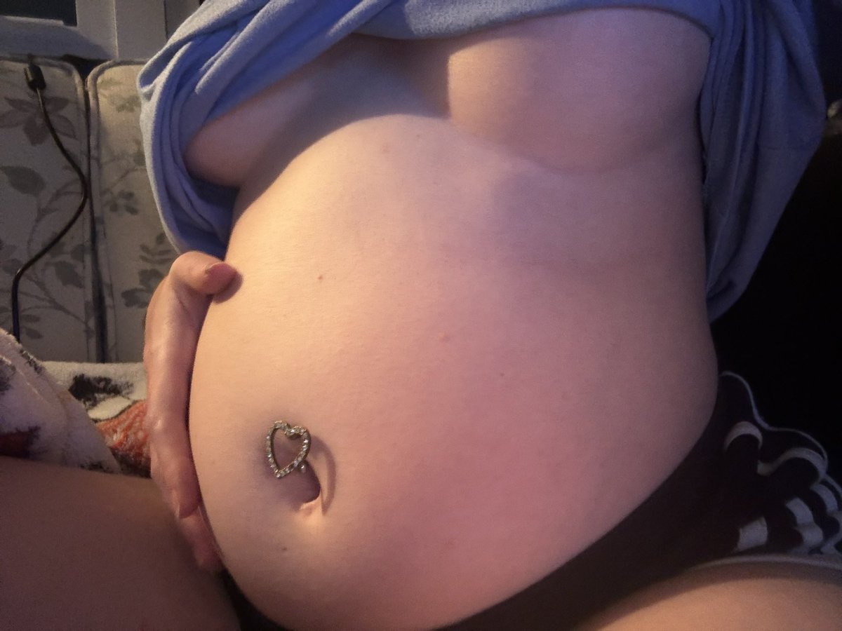 bee_feedee's tweet photo. feeling round (>/////<) ♡
#wg #wlw #femboy https://t.co/VIyMeldsxl