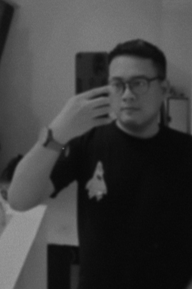 Harry25darmawan's tweet photo. 🤳🤓 https://t.co/13ekmJClp0