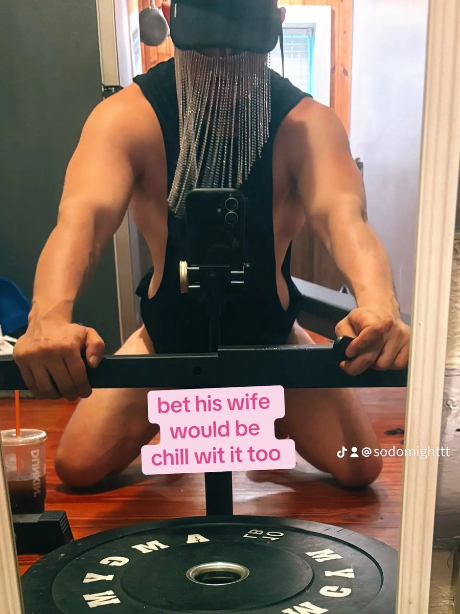 sodomighttt's tweet photo. Helen of Troy? More like 🕳️ from dis boi (I am genuinely sorry) https://t.co/GQ3WBnPNyR