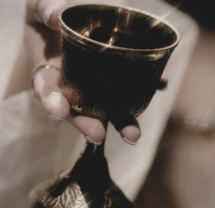 sunlitoracles's tweet photo. Temperança: A arte da manipulação
ㅤㅤpara o equilíbrio (mas de quem?)
ㅤㅤㅤㅤ୨୧ · · ─ ·ʚɞ· ─ · · ୨୧
🔖 tarotwt tarot cartomancia https://t.co/cnPyLiGjyt