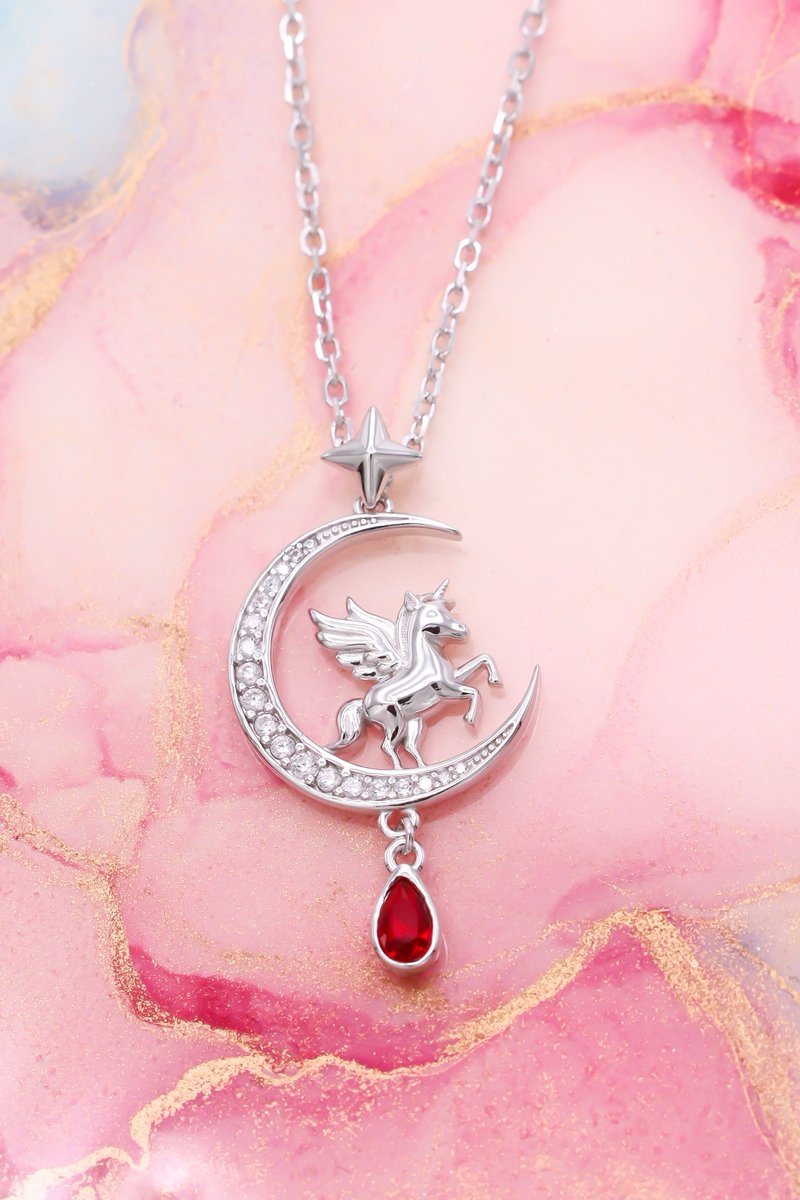 bisoulovely's tweet photo. A winged unicorn beneath a sparkling crescent moon, finished with a crimson crystal that glows like a captured wish.

Gold✨or Silver🤍?

Coming soon..🌙 https://t.co/Dta8Jvir2x
