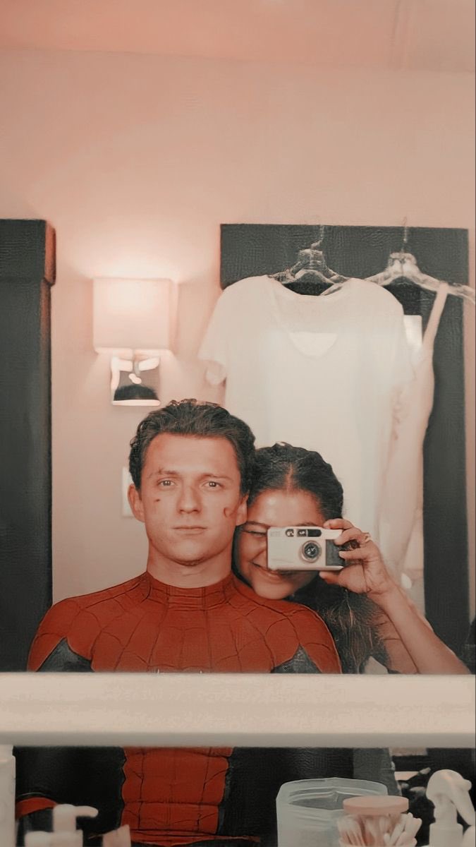 RxseEmber's tweet photo. Before the heartbreak of spider man brand new day, just remember- we’re in a universe where Peter Parker found his real life MJ 🥲❤️ https://t.co/OcwC56yy4o