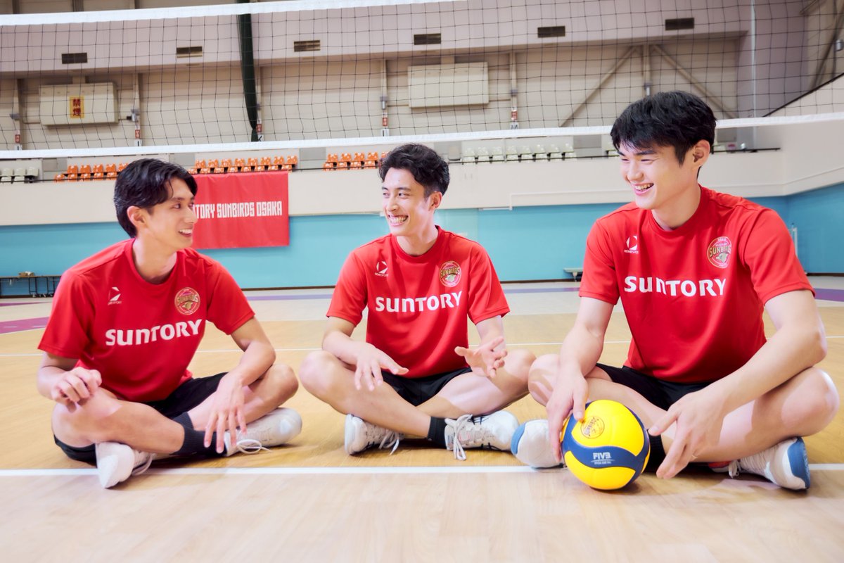 MensPREPPY's tweet photo. 【アザーカット特別公開】
#メンズプレッピー 2026年10月号に
#サントリーサンバーズ大阪 所属
#髙橋塁 選手、#柏田樹 選手、#鬼木錬 選手が登場！
本日は誌面では掲載されていない
アザーカットを特別に公開！

購入特典付きの予約URLはこちら！
👇
ヘリテージブックストア
https://t.co/jXTzUHvumj

amazon
https://t.co/JlyJRSVPqW

HMV
https://t.co/yewNMVCD8l

TOWER RECORD
 https://t.co/NUCrfTEZZ6

7net
 https://t.co/4m1jb734nP

#メンプレ #menspreppy