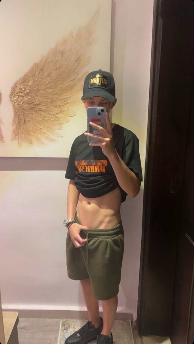 Sam_2007xx's tweet photo. 😋 https://t.co/7BT4eIqFcR