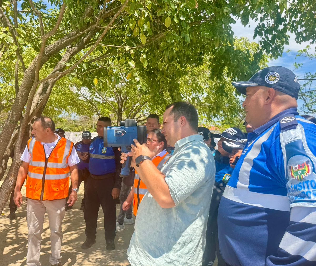 ansvcol's tweet photo. Así como a los municipios de Zona Bananera, Ciénaga y Aracataca (Magdalena) y Carmen de Bolívar, con el propósito de garantizar el cumplimiento de las normas en la movilidad. https://t.co/3ZnS6bhE93