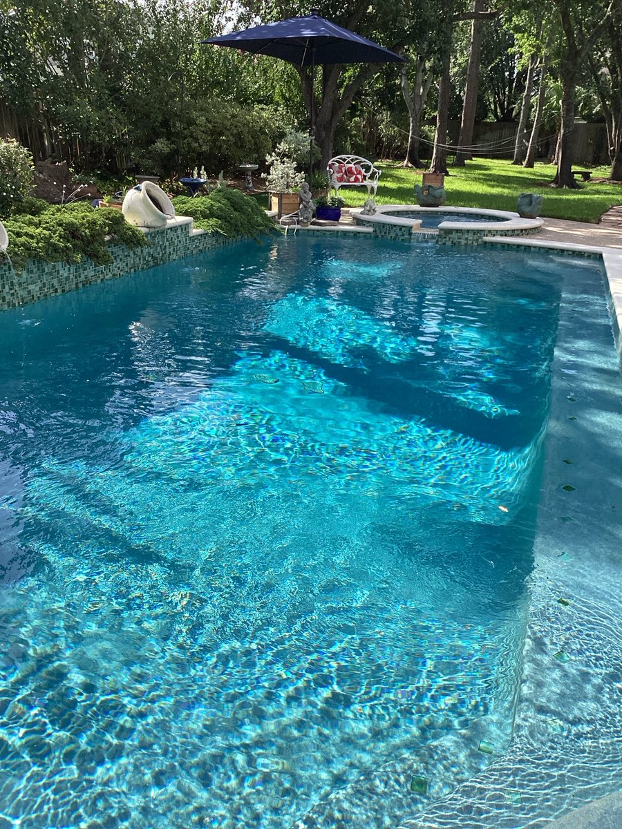 Katts54's tweet photo. The Art of the Deal…from 2 million to 16 million. 
This is a Reflecting Pool… https://t.co/faAwxEpYNl