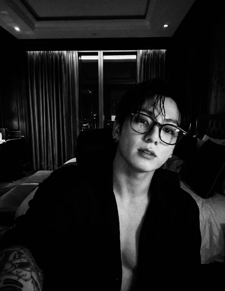 Sadiciartz's tweet photo. ᅟ
ᅟ
ᅟ
ᅟ
ᅟ
ᅟ❝ 𝐋𝖺 𝗆𝗎𝖾𝗋𝗍𝖾   𝖾𝗌 𝗆𝖺́𝗌 𝗎𝗇𝗂𝗏𝖾𝗋𝗌𝖺𝗅 𝗊𝗎𝖾    𝗅𝖺 𝗏𝗂𝗌𝗍𝖺; 𝗍𝗈𝖽𝗈 𝖾𝗅 𝗆𝗎𝗇𝖽𝗈     𝗆𝗎𝖾𝗋𝖾,      𝗉𝖾𝗋𝗈   𝗇𝗈    𝗍𝗈𝖽𝗈 𝖾𝗅   𝗆𝗎𝗇𝖽𝗈    𝗏𝗂𝗏𝖾. ❠❲ 𝑎𝑟𝑡. ❳⠀ https://t.co/k7RboJ2Phy