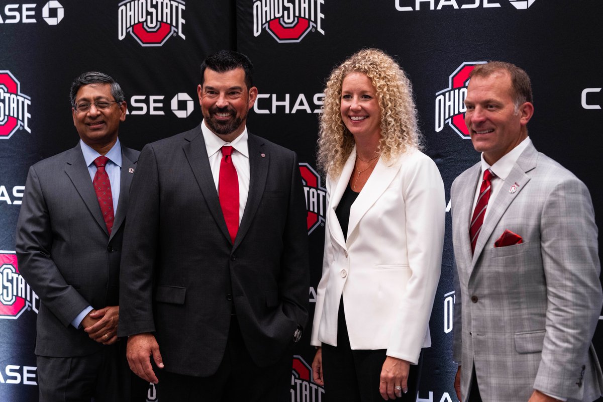 OhioStAthletics's tweet photo. The beginning of a beautiful partnership.

📝https://t.co/cMeFwmQ0Ih

@Chase | #GoBucks https://t.co/a4Lih2WPYp