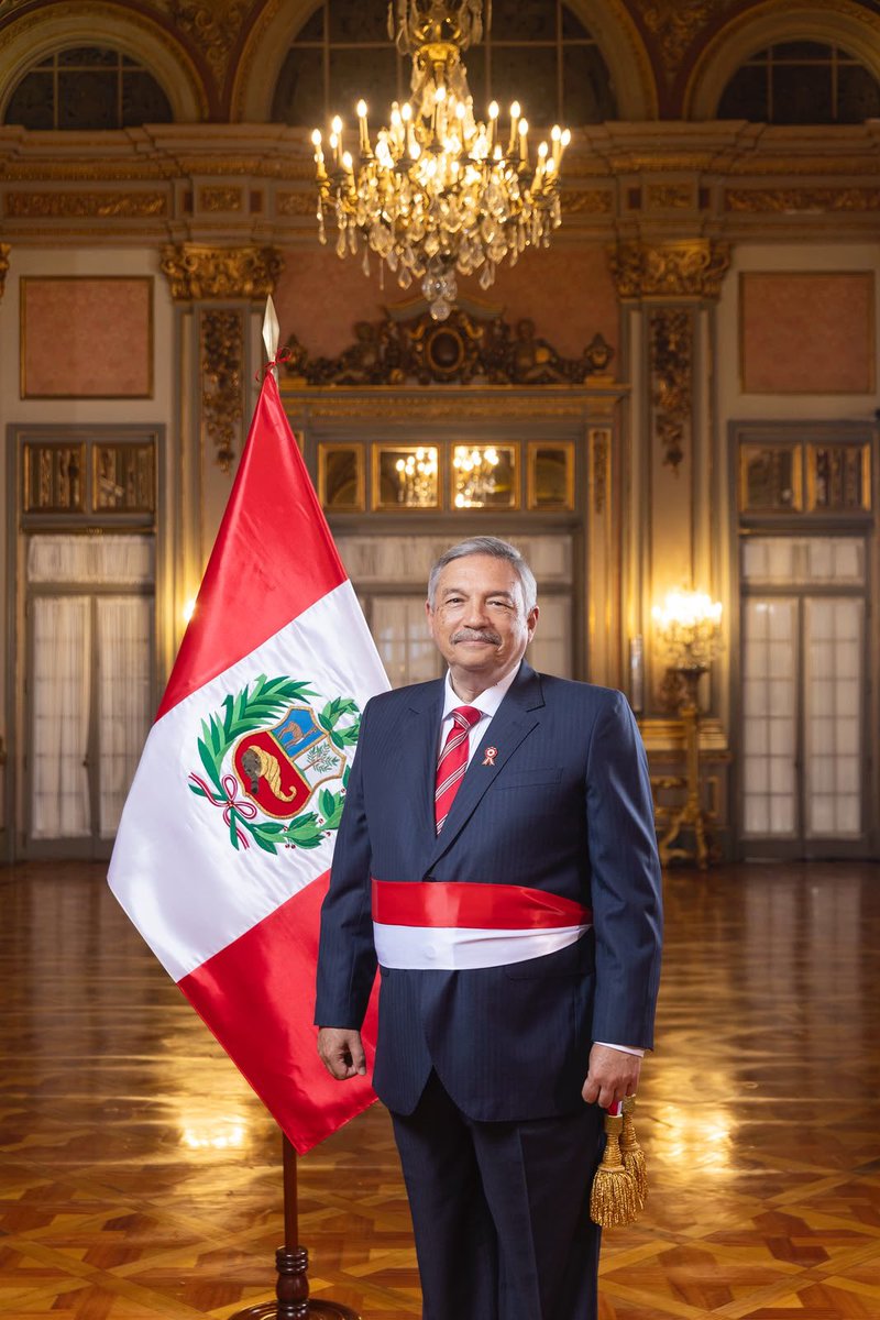 MinCulturaPe's tweet photo. 🇵🇪 | El abogado Alberto Beingolea juró esta tarde como ministro de Cultura, integrándose al Gabinete Ministerial presidido por Luis Galarreta, en el Gobierno de la presidenta Keiko Fujimori. https://t.co/rCi2qAFA16
