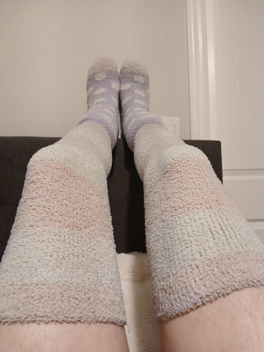 fuzzysockboy's tweet photo. #fuzzysocks #fuzzysocksfetish https://t.co/nhMyMylOFv