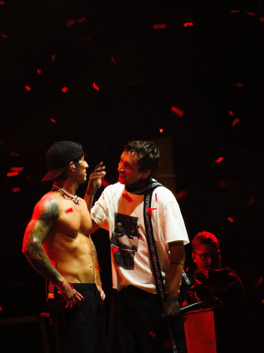 sahlofoina's tweet photo. #AskTop what were you saying here after trees at rock werchter? https://t.co/ycNOUjK6OU