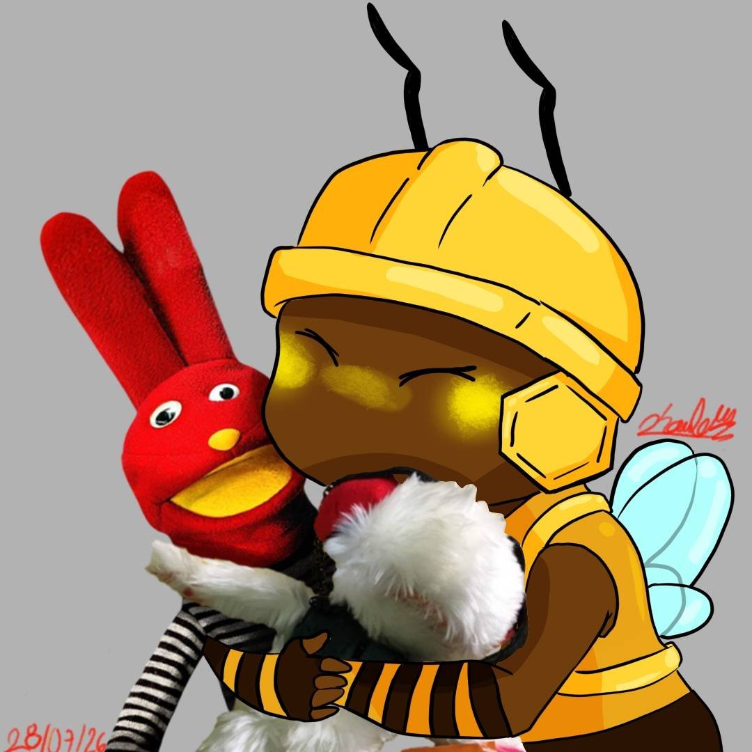 colmenaqsmp's tweet photo. Colmena and her little friends 🐝💛 https://t.co/dH1UOdlma1