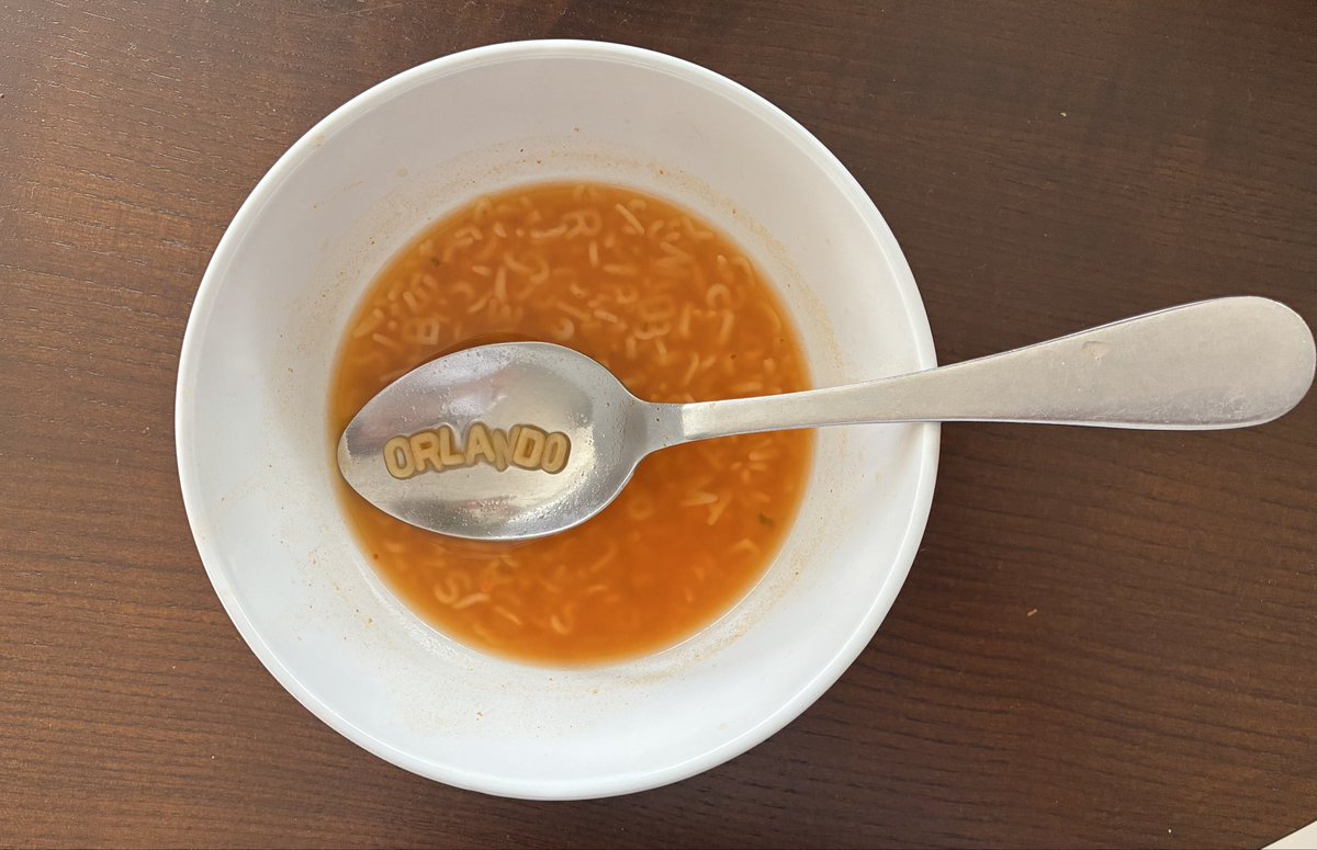 Weigol03's tweet photo. si el mundo es una sopa de letritas, tú eres mi palabra favorita 🫰
@meneconacento_ https://t.co/Fs1vCXe9NV