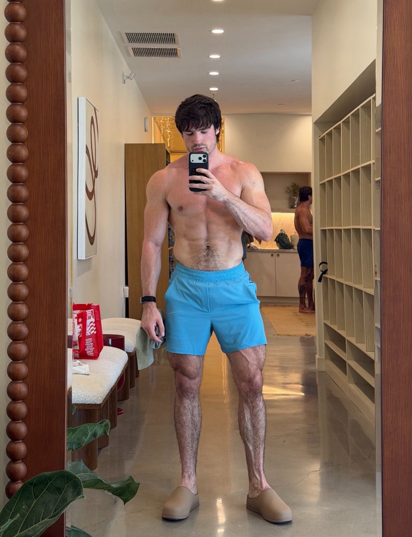 MandyStansl9tx's tweet photo. got sweaty this am https://t.co/LzsQRBqTLp