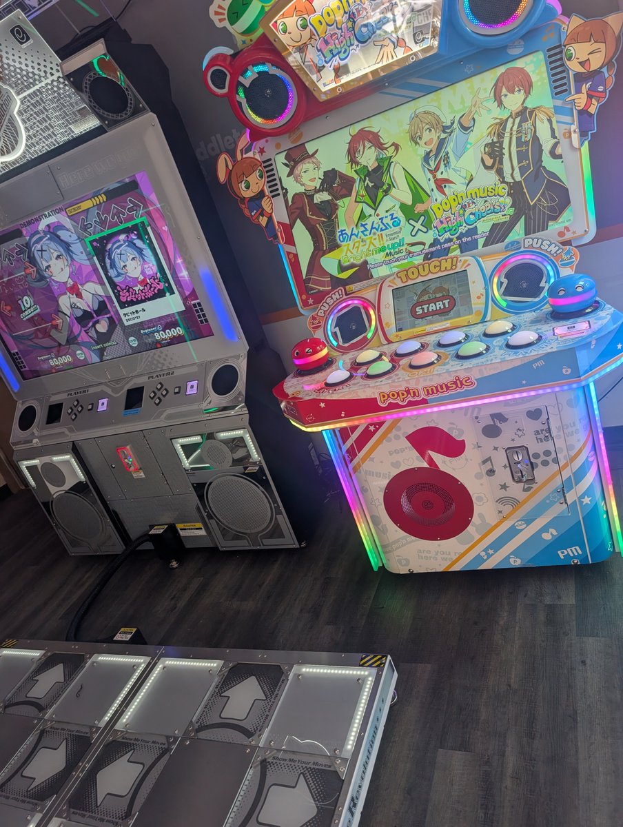 tungjunyatham's tweet photo. cursed konami game layouts https://t.co/e0dQ1ukjBn