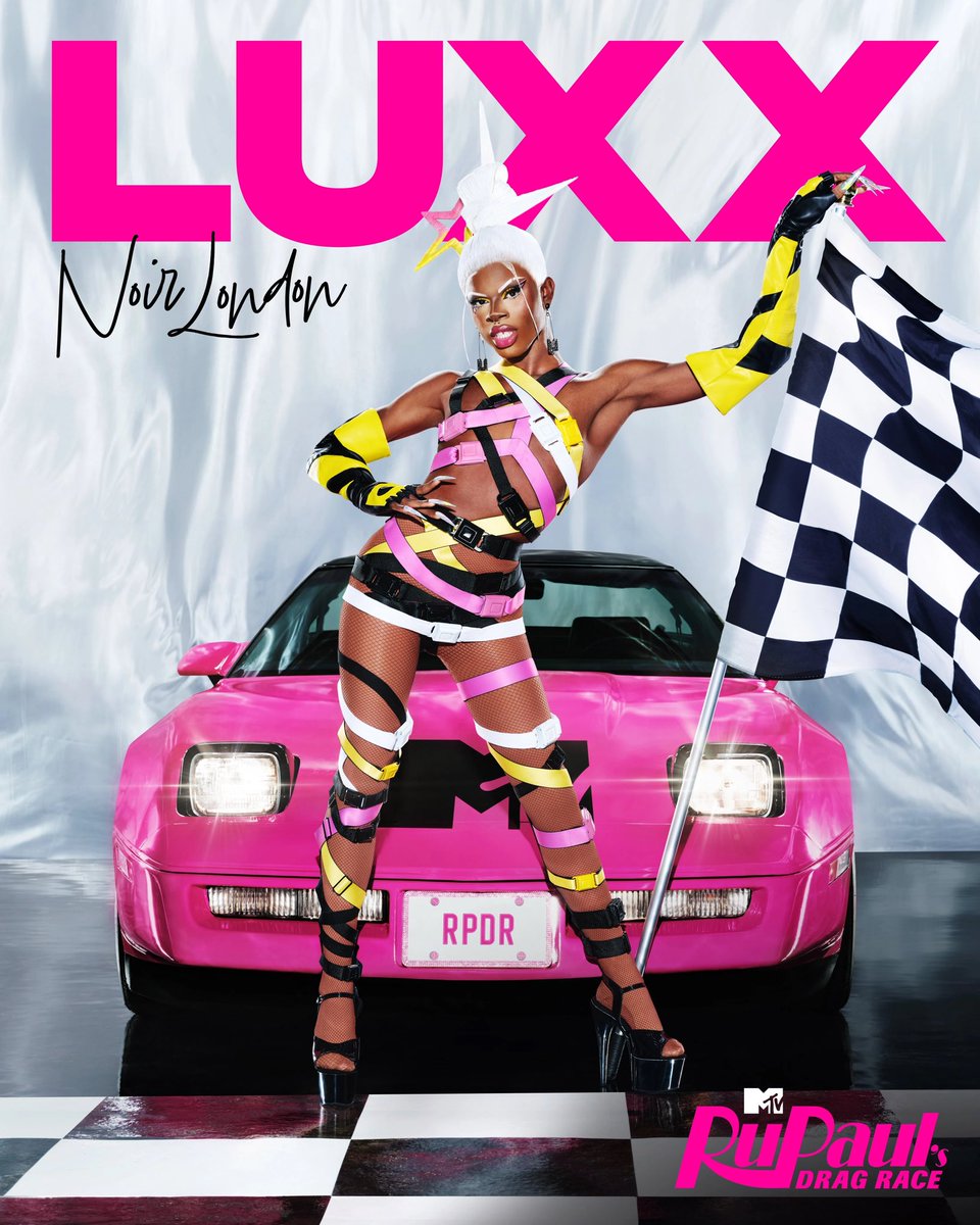 istanjaykharma's tweet photo. tried to give my own take of this look… idk if i could serve as hard as mother tho. @luxxnoirlondon 🩷💛🤍 https://t.co/fir13wOwO1