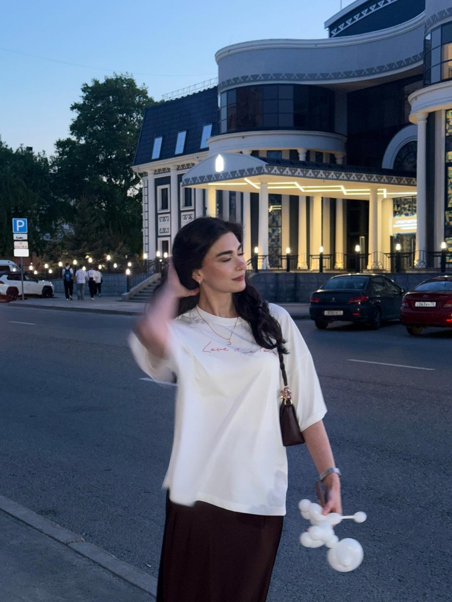 cosmgsnv's tweet photo. Люблю ночь 🩶 https://t.co/p2Xz9OMF42