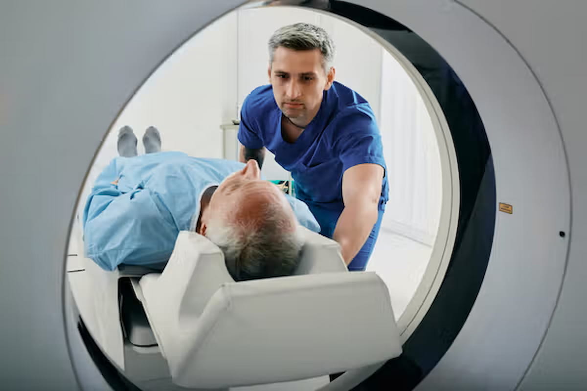 Dx_imaging's tweet photo. New Study Shows Substantial Decline in CT Radiation Dosing for Adults Over the Past Decade
https://t.co/0KqaGMTJpy
@RadiologyACR @ARRS_Radiology @RSNA @SNM_MI @TheASNR @Heart_SCCT @SocietyAbdRad
#radiology #RadRes #CTRad https://t.co/EDiOGOg6gk
