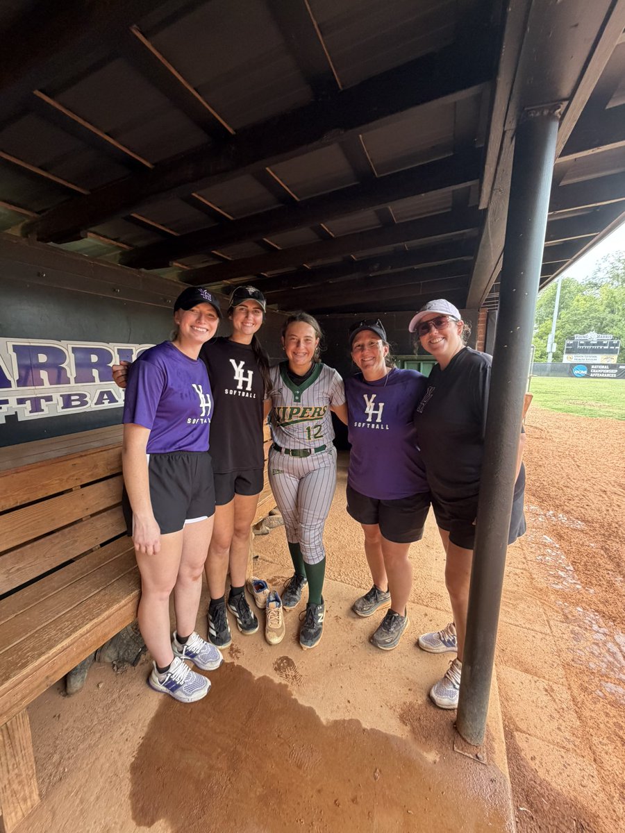 graceleigh1027's tweet photo. Thank you @YHC_Softball for a great prospect camp today. It was exciting to see where my sister is going. I also liked getting to hit, catch, &amp; play corners. I can’t wait to be back. Go Mountain Lions! @JessieHomesley @thevipernation @VipersMartinez @SRCSATHLETICS @KlimMichael https://t.co/VwNfGHkrlQ