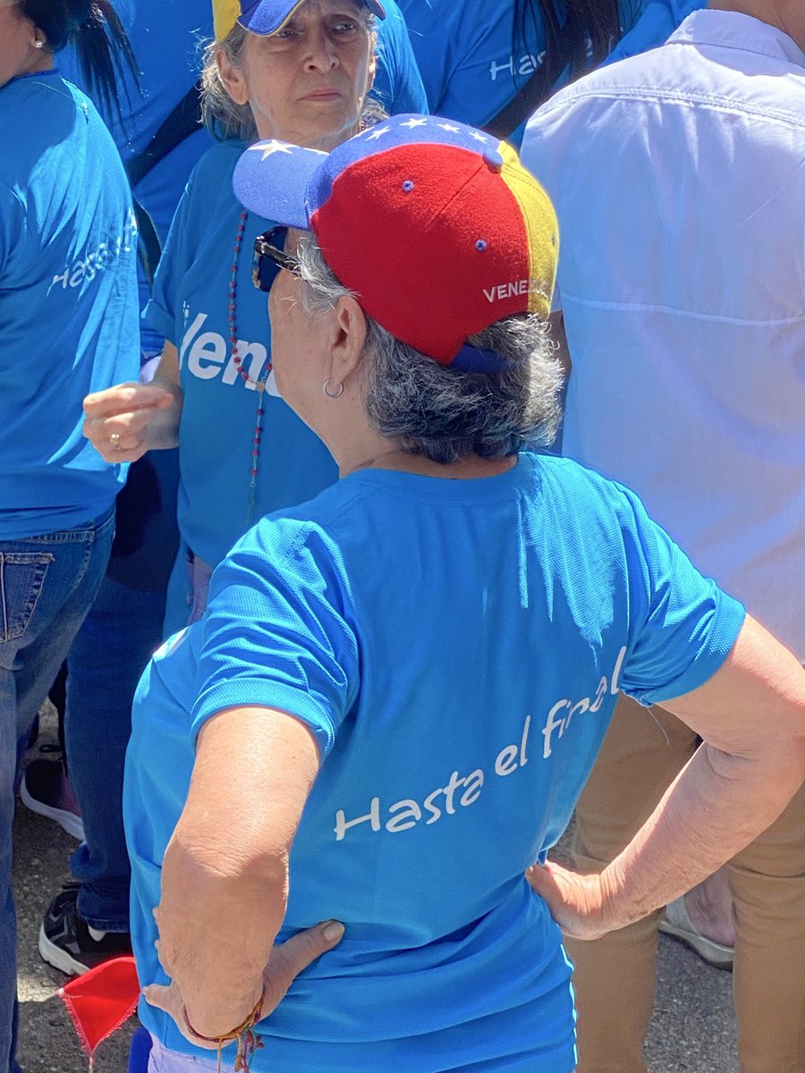 anitico's tweet photo. Venezuela entera no sabe de otro nombre, que no sea el de @MariaCorinaYA para dirigir los destinos de nuestro país. Ella y su equipo es la única q tiene un programa serio para reconstruir, adecentar y desarrollar la República que nos vio nacer. Con @MariaCorinaYA hasta el final. https://t.co/RwCLwPA5Da