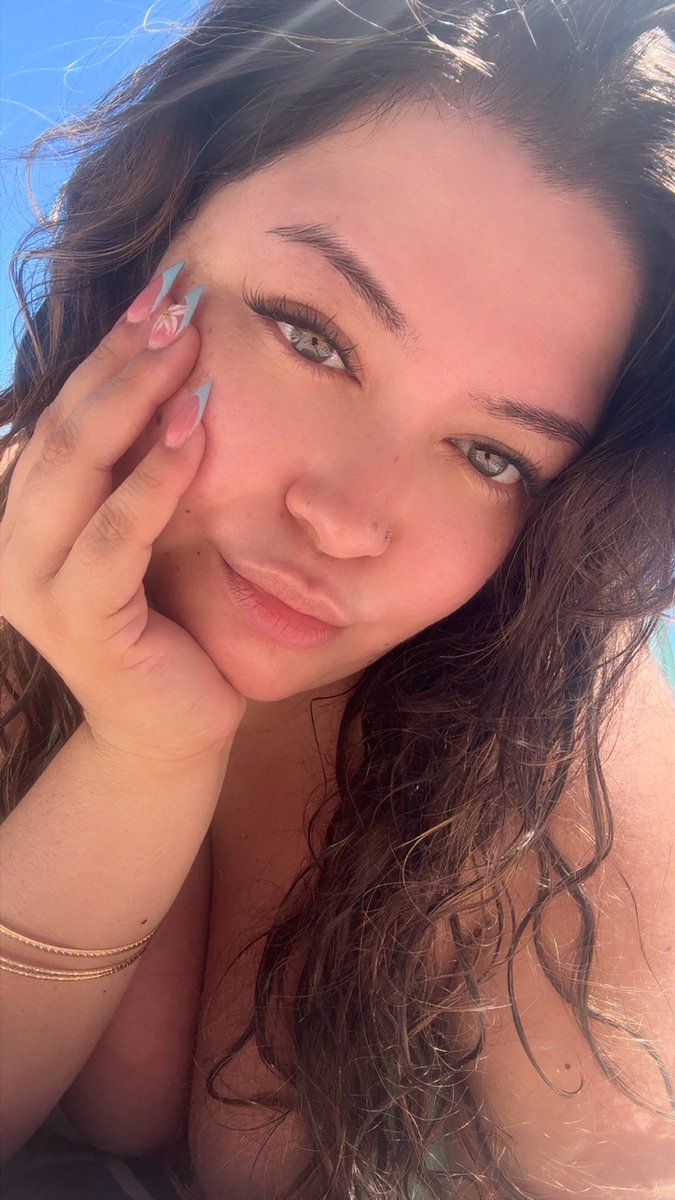 kmejia0's tweet photo. Enjoying the sun ☀️ https://t.co/EW3n3ZI0cb