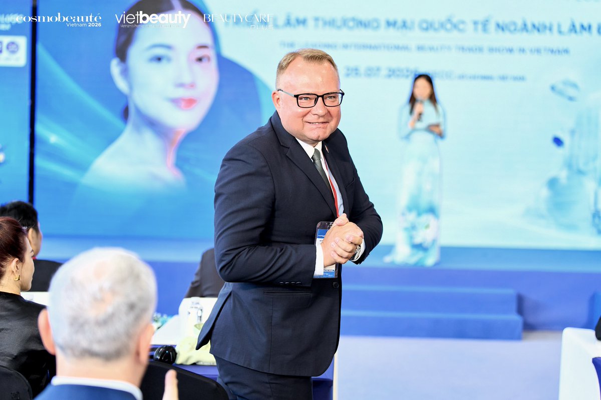 pharasimowicz's tweet photo. THE 17TH INTERNATIONAL EXHIBITION – VIETBEAUTY X COSMOBEAUTÉ VIETNAM 2026
“SKINCARE &amp; PERSONAL CARE, MAKEUP &amp; PROFESSIONAL TREATMENT, BEAUTY SOLUTIONS AND SERVICES IN VIETNAM”
📜 🇬🇧 https://t.co/mxiXDC3uNn
📜 🇻🇳 https://t.co/dxSzTBv1hy
23 – 25.07.2026, HCMC, Vietnam https://t.co/rJ4Mm1tUjx