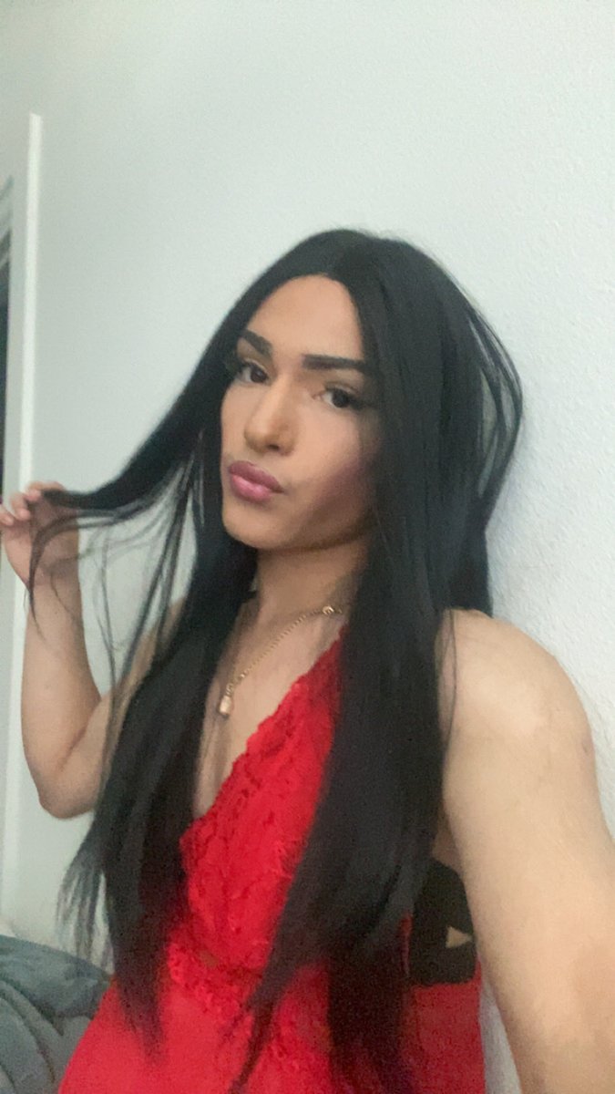 amyjayxu's tweet photo. Cum chat with me I’m bored https://t.co/y0Cg7ExF60