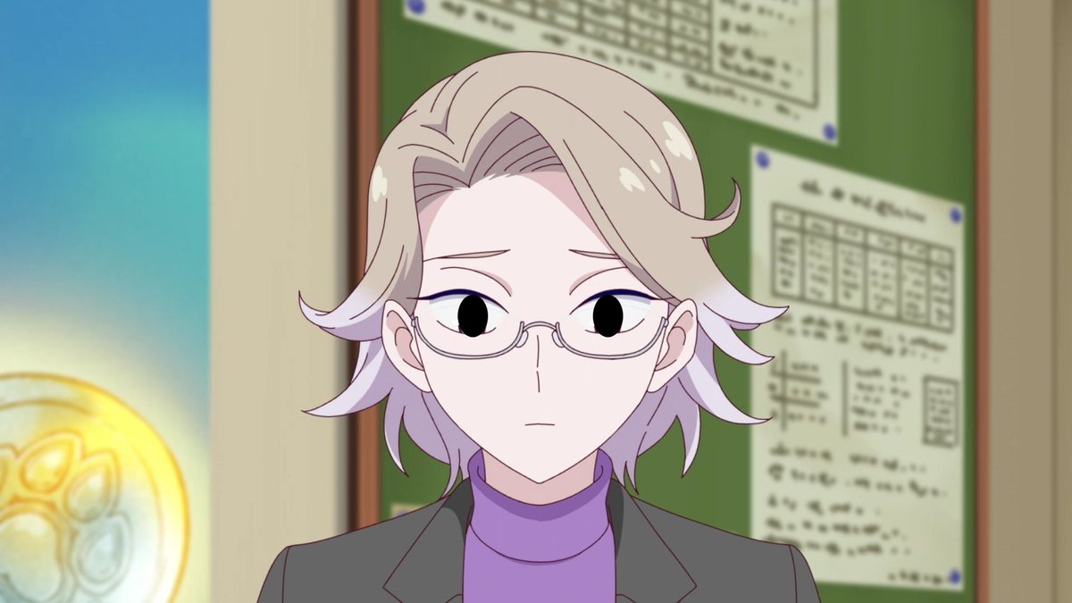 TheUzhca's tweet photo. Glasses v on yards 2 https://t.co/yREz8dWK0F