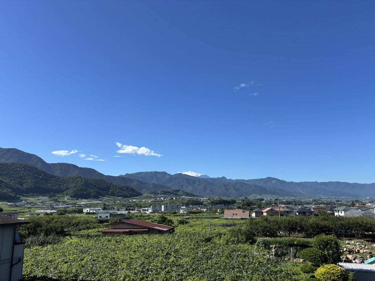 manig40's tweet photo. 世の中色んな事が起きてるけど、明日は我が身なので、こんなに天気がいい日は幸せに思おう☺️ https://t.co/LRRSrdTQSv