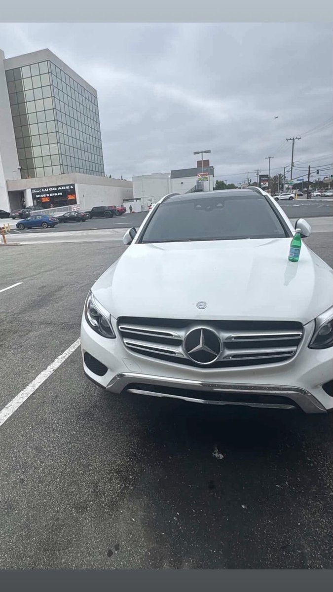 GrievingCat's tweet photo. My car’s name is bitch, taking my bitch out https://t.co/S8YyrzYLWK